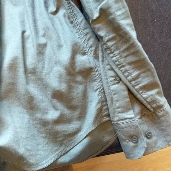 Banana Republic Shirt - Picture 6 of 8